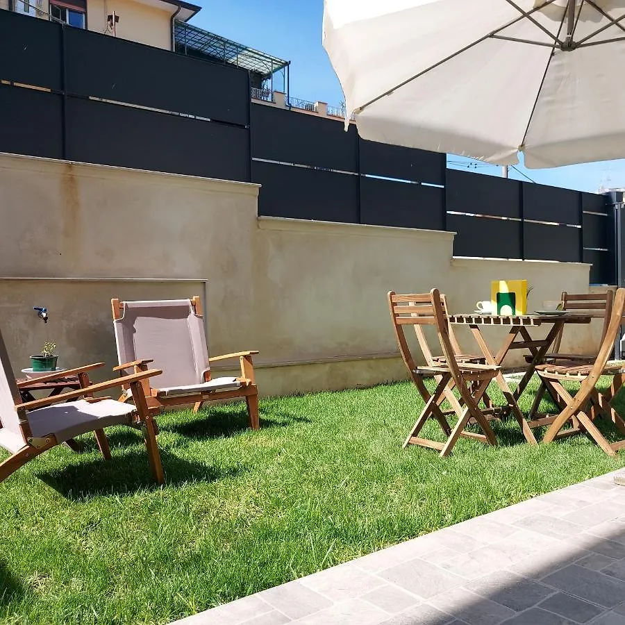 La Casa Di Matias Villa Valverde  Italy